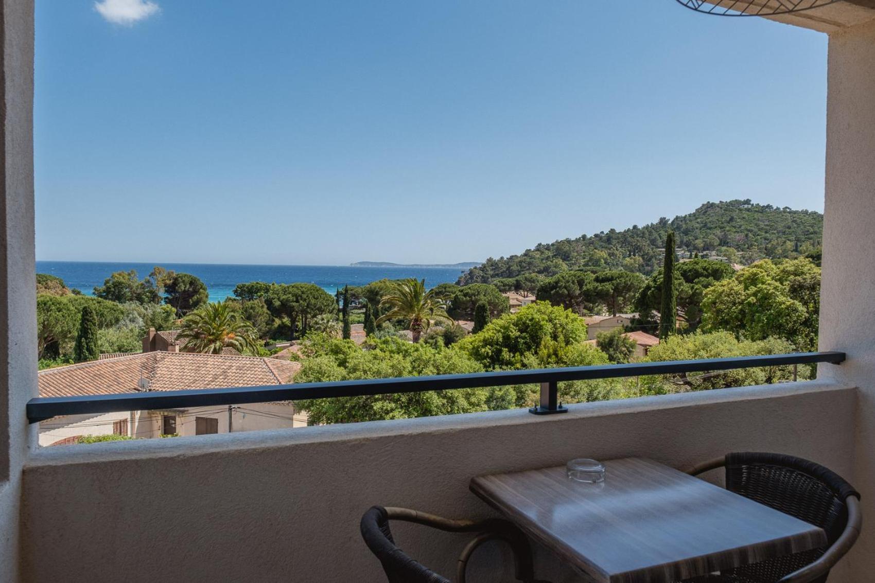 Hotel Beau Site Le Lavandou Exterior foto